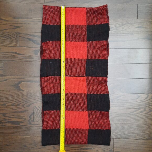 Ardene Buffalo Plaid Infinity Scarf - Picture 3 of 7